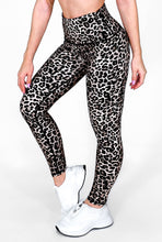 Load image into Gallery viewer, Wild Mocha | Premium High-Waist Legging with Tummy Control & Anti-Cellulite Technology